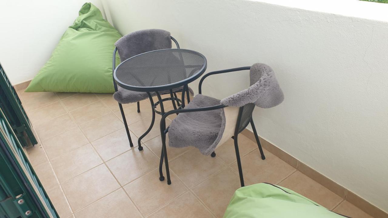 Casa Cereja 'Adults Only' Bed and Breakfast Albufeira Esterno foto