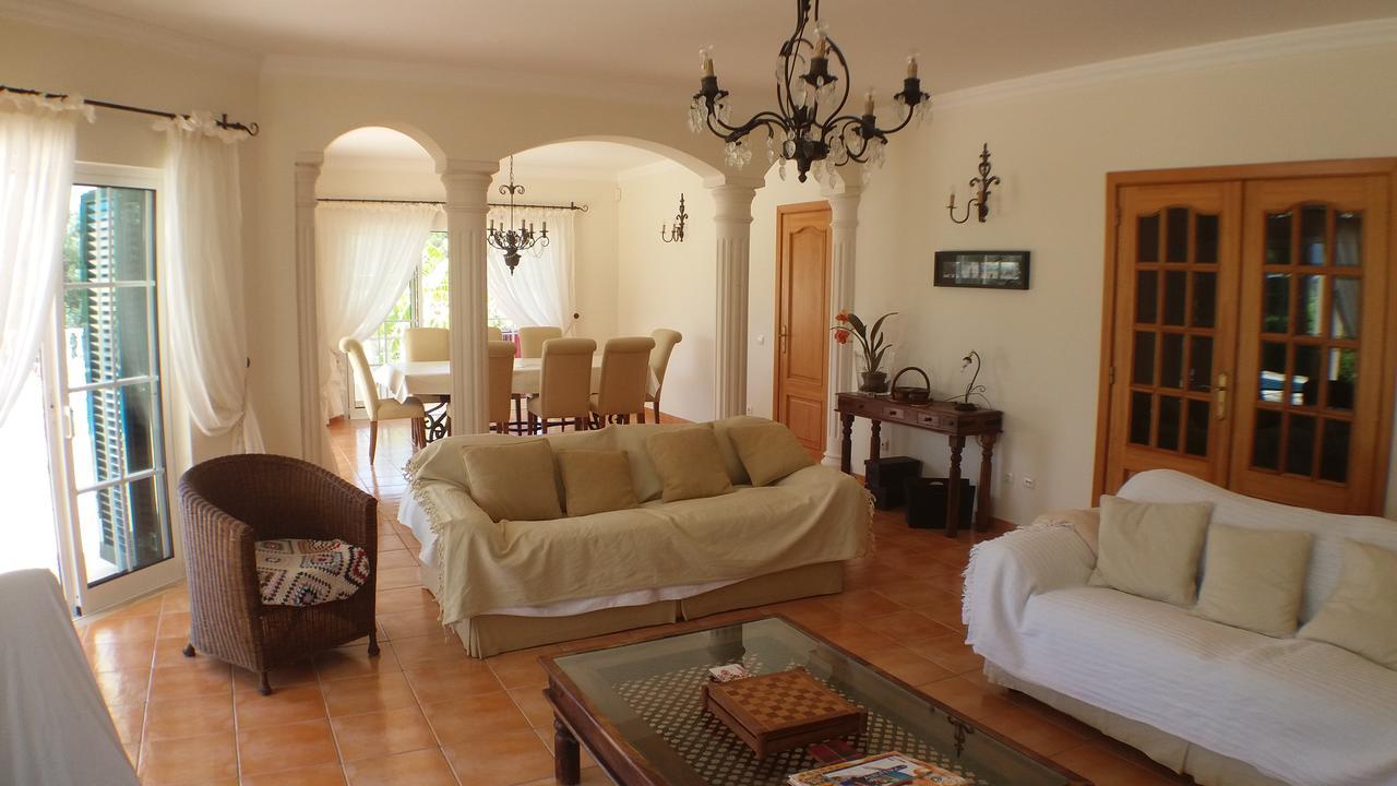 Casa Cereja 'Adults Only' Bed and Breakfast Albufeira Esterno foto